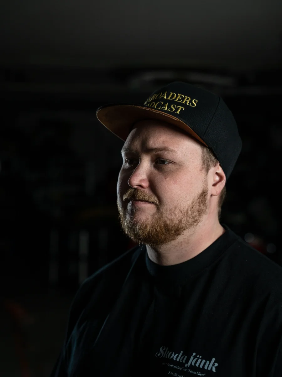Onroaders Podcast MegaLimited Golden Snapback Cap - Bild 2