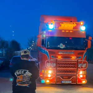 TIDERNAS Free Jussi Hoodie - Tryck