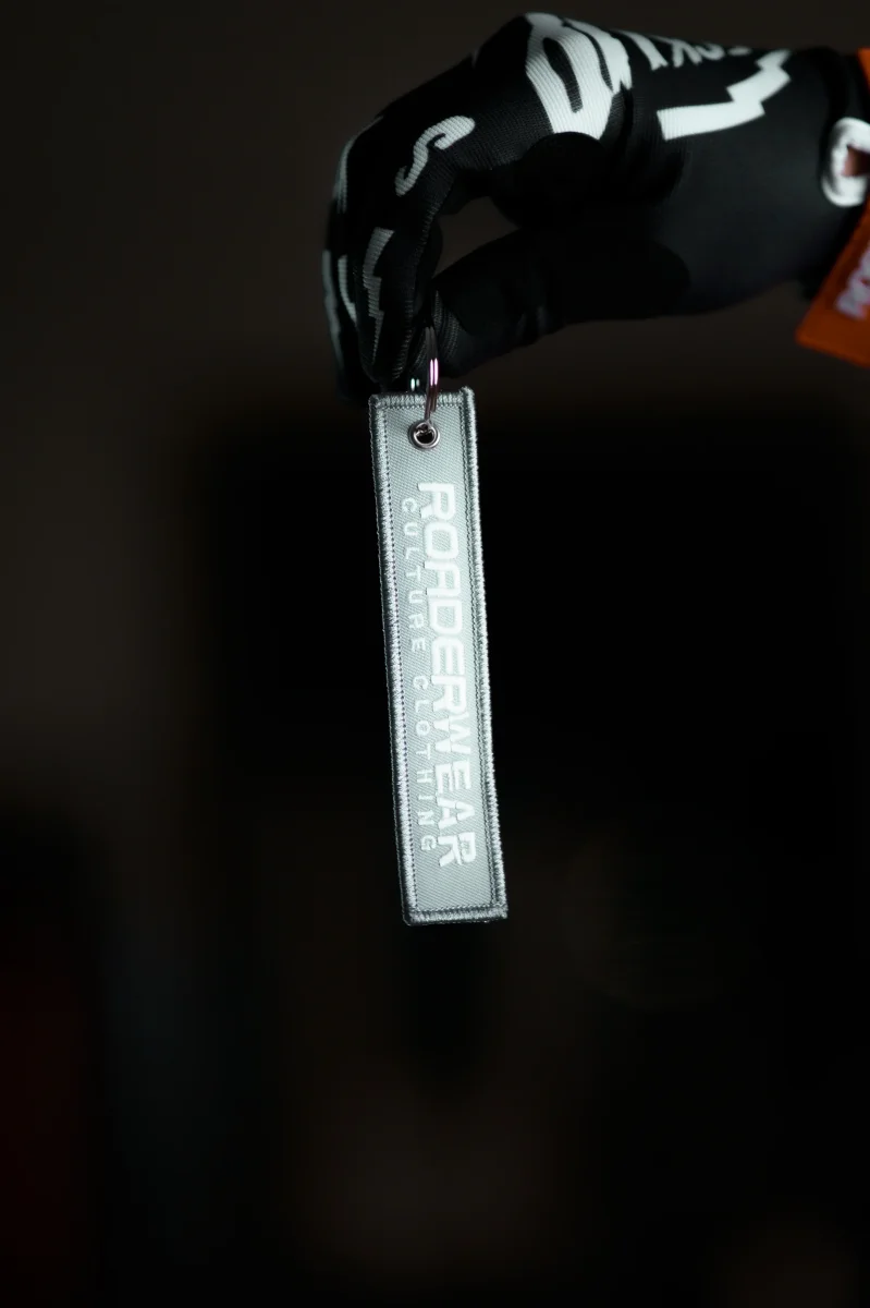 Keychain / Nyckelring Roaderwear Onroaders – Light Grey
